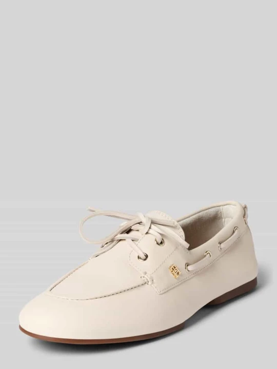 Zdjęcie produktu Loafersy z naturalnej skóry Tommy Hilfiger Złamany biały
