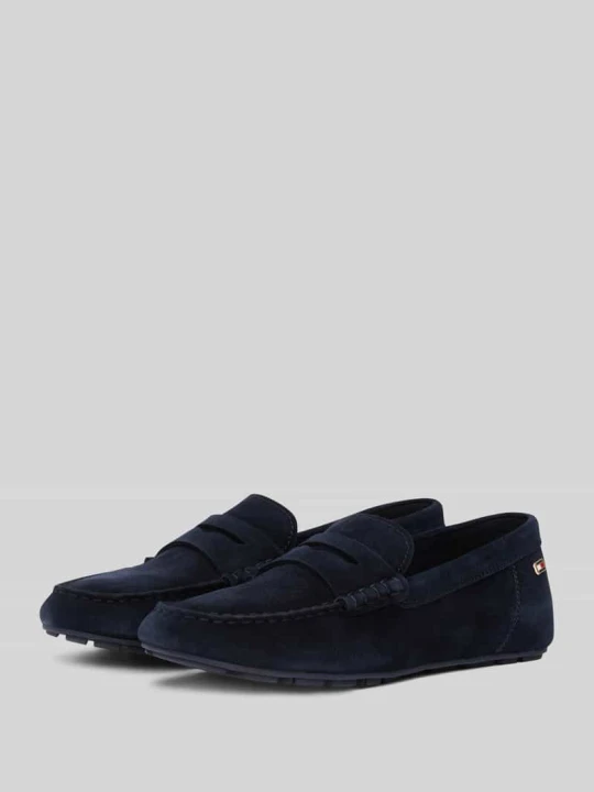 Zdjęcie produktu Mokasyny ze skóry welurowej Tommy Hilfiger Ciemnoniebieski