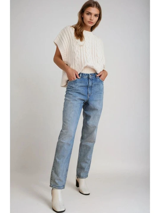 Zdjęcie produktu Monki Dżinsy - Regular fit - w kolorze błękitnym rozmiar: W24