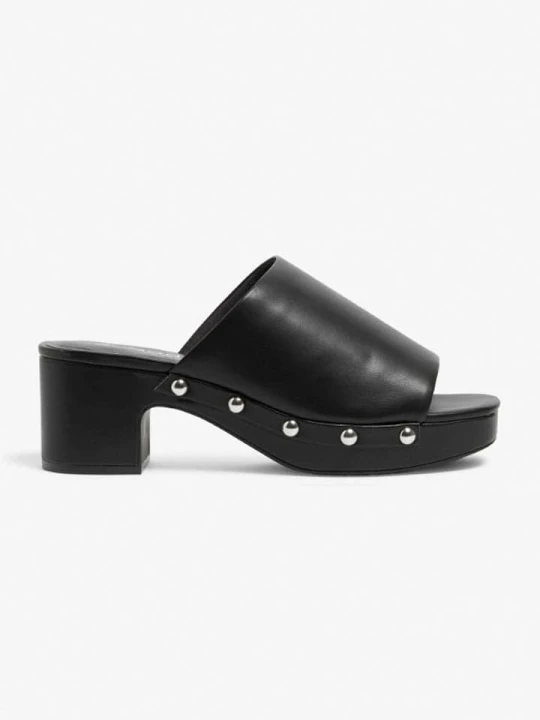 Zdjęcie produktu Monki Sandały w kolorze czarnym rozmiar: 38