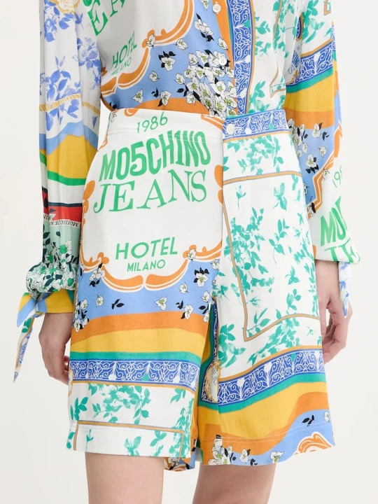 Zdjęcie produktu Moschino Jeans szorty biały