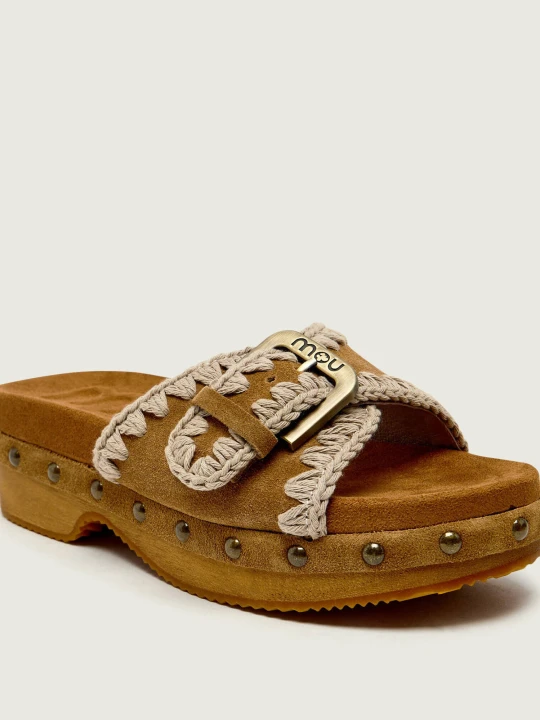 Zdjęcie produktu MOU Klapki Low heel wood clog | zamsz koniakowy