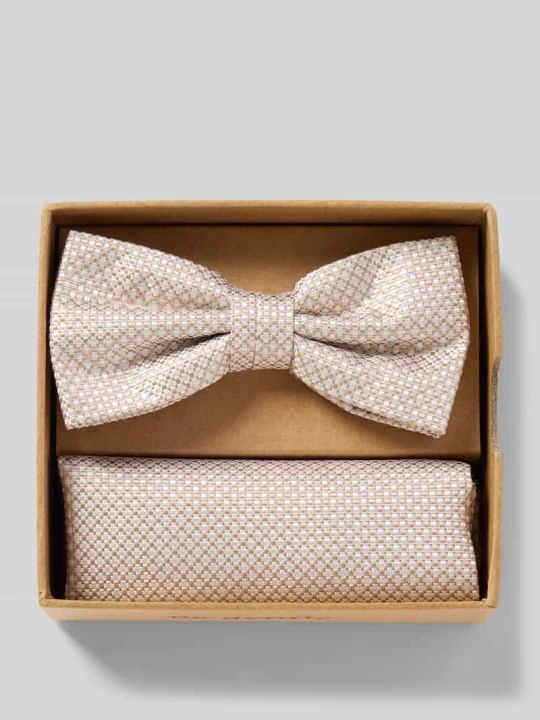 Zdjęcie produktu Mucha i poszetka z czystego jedwabiu w zestawie Prince Bowtie Piaskowy
