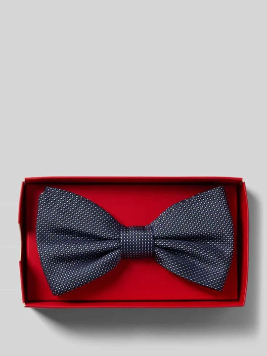 Zdjęcie produktu Mucha z czystego jedwabiu model 'BOW TIE' Hugo Granatowy