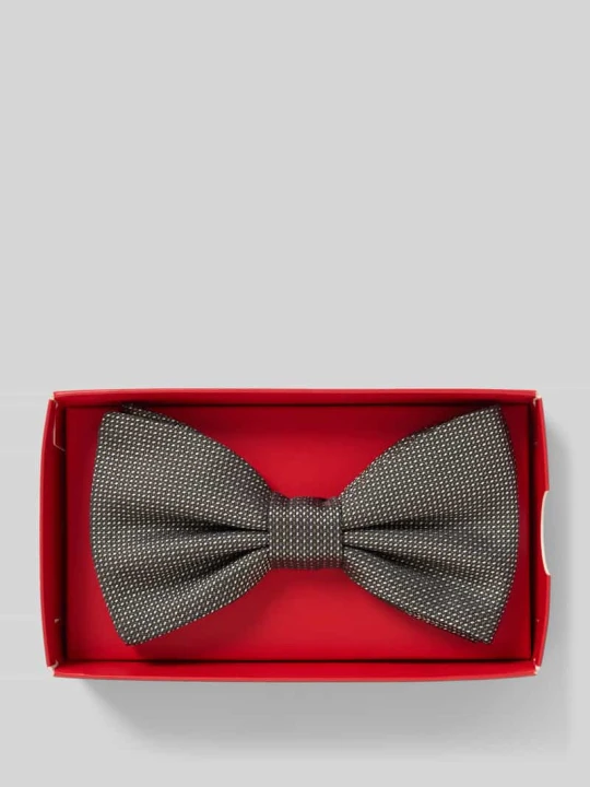 Zdjęcie produktu Mucha z czystego jedwabiu model 'BOW TIE' Hugo Miętowy