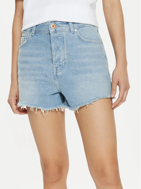 Zdjęcie produktu Mustang Szorty jeansowe Carrie 1015223 Niebieski Regular Fit