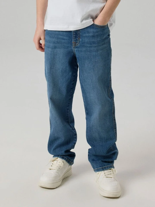 Zdjęcie produktu name it Dżinsy "Ryan" - Loose fit - w kolorze niebieskim rozmiar: 152