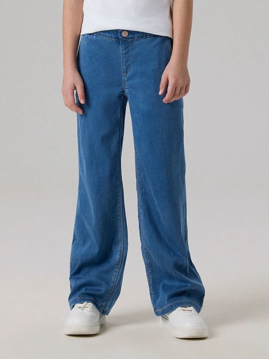Zdjęcie produktu name it Dżinsy "Salli" - Comfort fit - w kolorze niebieskim rozmiar: 92