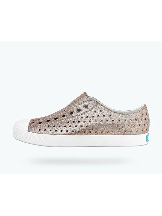 Zdjęcie produktu Native Slippersy w kolorze biało-jasnobrązowym rozmiar: 23