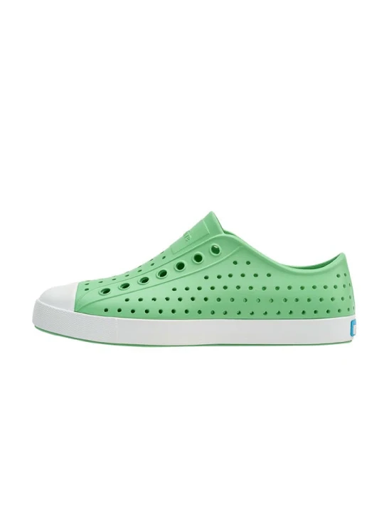 Zdjęcie produktu Native Slippersy w kolorze biało-zielonym rozmiar: 22
