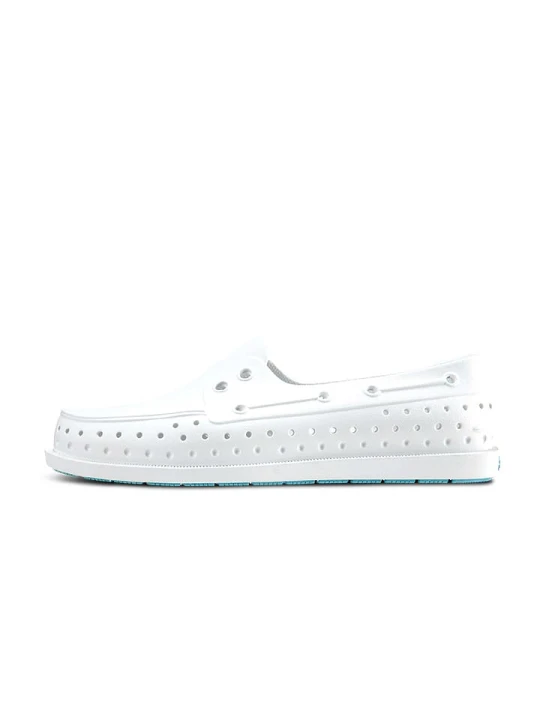 Zdjęcie produktu Native Slippersy w kolorze białym rozmiar: 46, 5