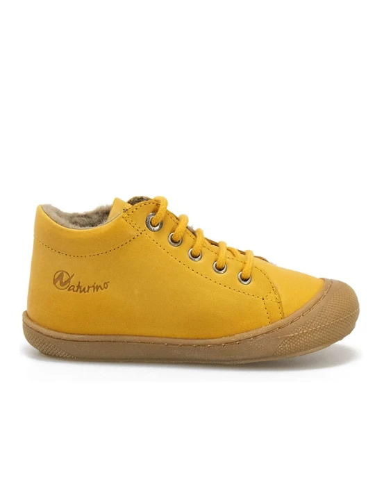 Zdjęcie produktu Naturino Skórzane sneakersy w kolorze musztardowym rozmiar: 21