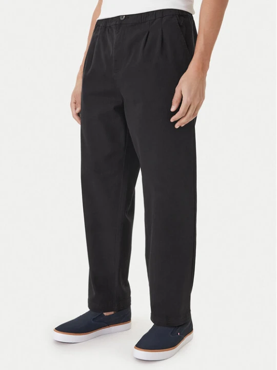 Zdjęcie produktu Nautica Chinosy Varuna 2 NCC03963 Czarny Regular Fit