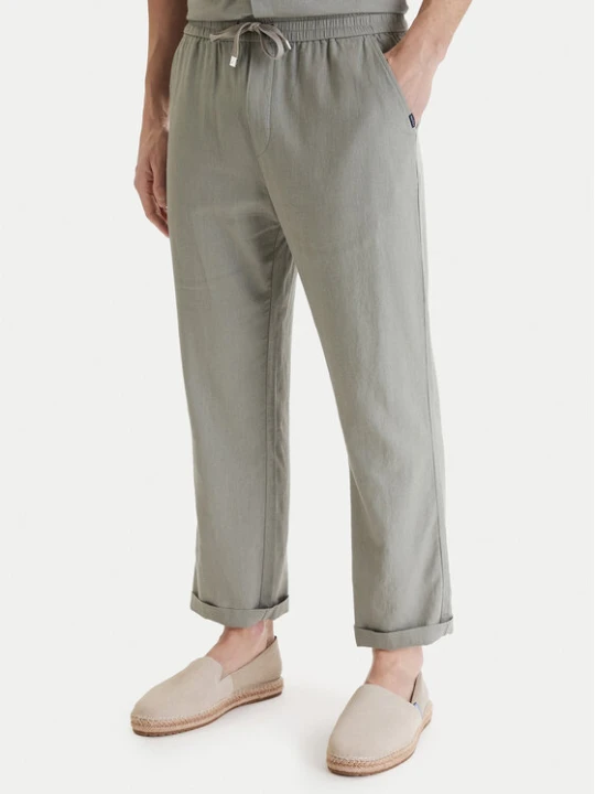 Zdjęcie produktu Nautica Spodnie materiałowe W126-NAMTR-1022-34X Zielony Relaxed Fit