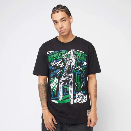 Zdjęcie produktu NBA Chalked Up Tee Dallas Mavericks Mitchell & Ness czarny