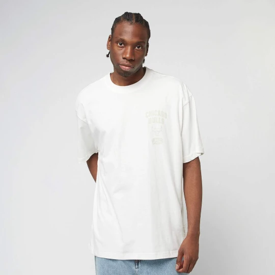 Zdjęcie produktu NBA Elite Neutrals Oversized Tee Chicago Bulls Mitchell & Ness biały