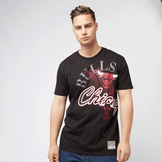 Zdjęcie produktu NBA Maxed Out Tee Chicago Bulls Mitchell & Ness czarny