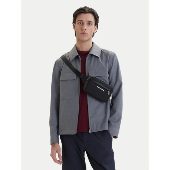 Zdjęcie produktu Nerka Armani Exchange XM002650 AF22656 MC105 Czarny