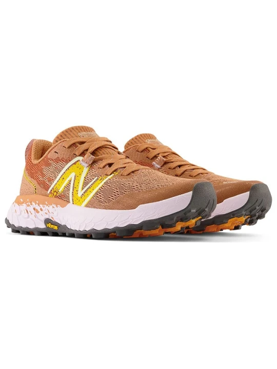 Zdjęcie produktu New Balance Buty "Fresh Foam x Hierro v7" w kolorze jasnobrązowym do biegania rozmiar: 36