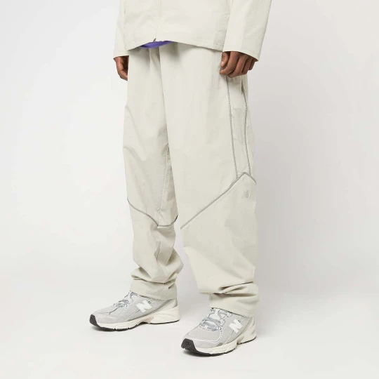 Zdjęcie produktu Reflective Woven Pants New Balance beż