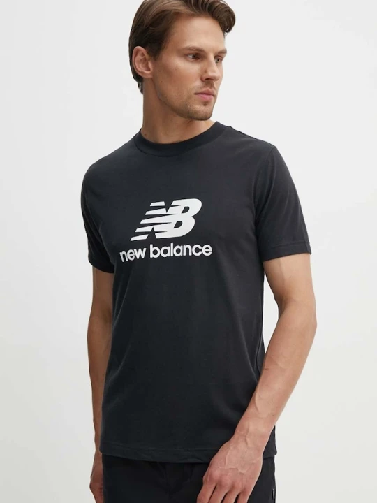 Zdjęcie produktu New Balance t-shirt bawełniany Sport Essentials czarny