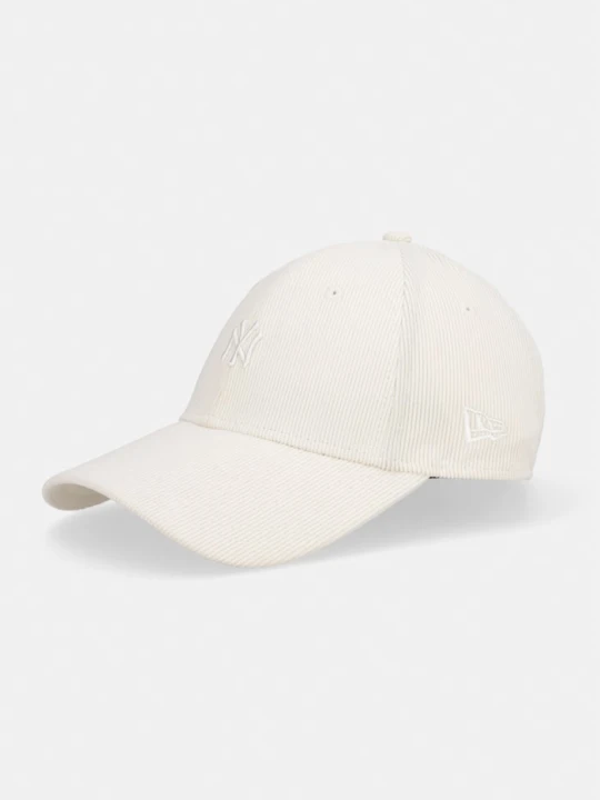 Zdjęcie produktu New Era czapka bejsbolówka sztruksowa MINI CORD 940 NYY beżowy