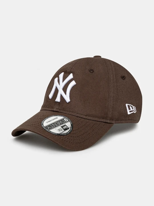 Zdjęcie produktu New Era czapka z daszkiem bawełniana LEAGUE ESSENTIAL 9TWENTY® brązowy