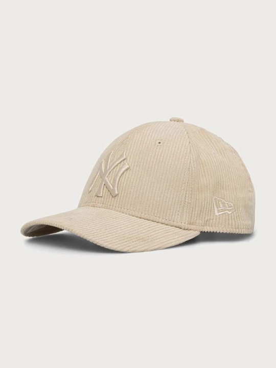 Zdjęcie produktu New Era czapka z daszkiem sztruksowa CORD 9FORTY® MC beżowy