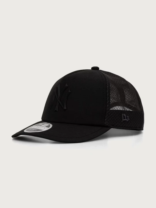 Zdjęcie produktu New Era czapka z daszkiem trucker SPORTY 9FORTY® APEX czarny