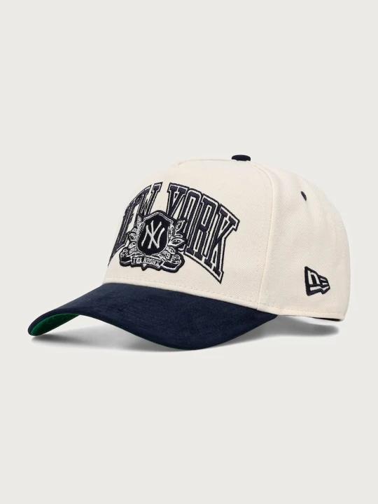 Zdjęcie produktu New Era czapka z daszkiem WORDMARK SUEDE E-FRAME beżowy