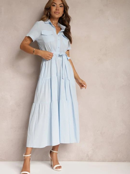 Zdjęcie produktu Niebieska Rozkloszowana Bawełniana Sukienka o Kroju Koszulowym Wiązana w Pasie Arosofia Retro & Icone