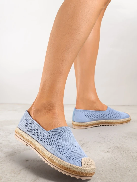 Zdjęcie produktu Niebieskie Ażurowe Espadryle na Plecionej Podeszwie z Ozdobnym Noskiem Uraian