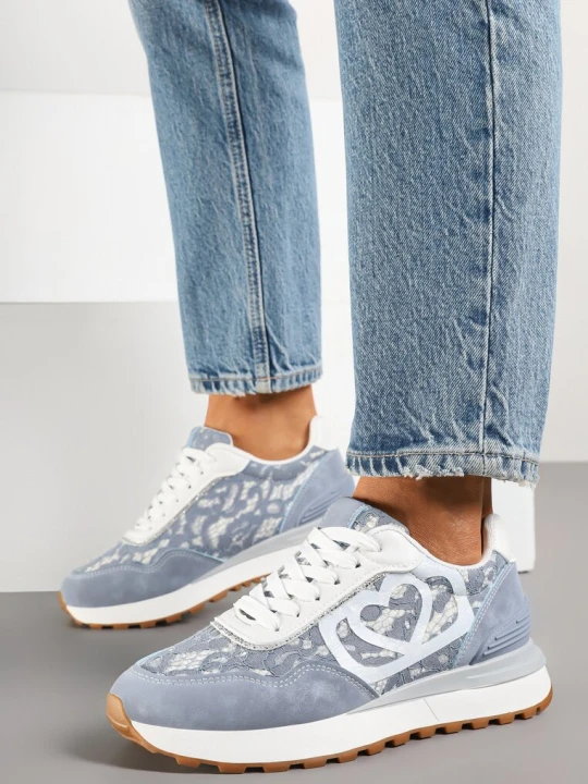 Zdjęcie produktu Niebieskie Sneakersy Zdobione Koronką Callriva