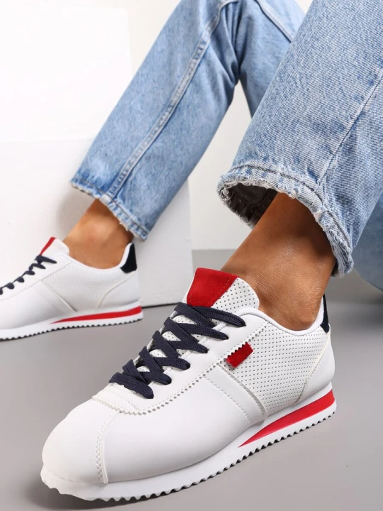 Zdjęcie produktu Biało Czerwone Sneakersy z Przeszyciami Phyrise