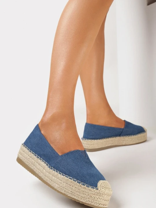 Zdjęcie produktu Niebieskie Espadryle na Plecionej Podeszwie z Ozdobnymi Noskami Litherise