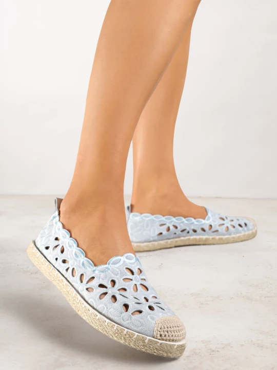 Zdjęcie produktu Niebieskie Espadryle Vices Ozdobione Ażurowym Wzorem i Ozdobną Plecionką Arivosa