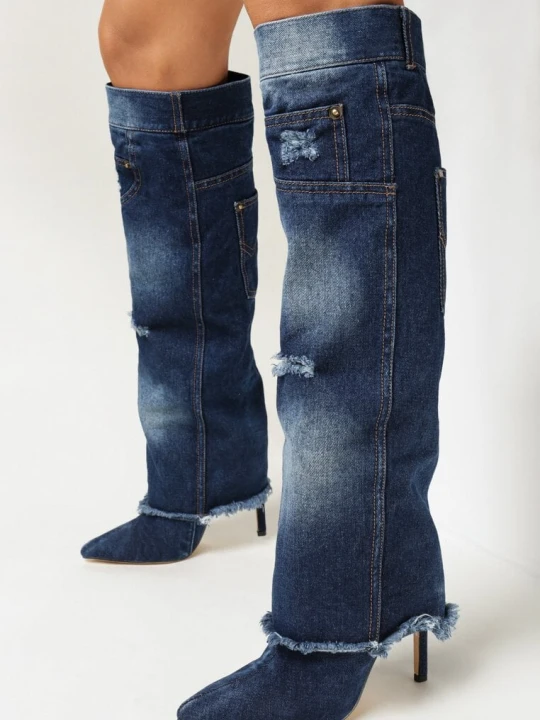 Zdjęcie produktu Niebieskie Jeansowe Kozaki z Wywiniętą Cholewką z Kieszeniami oraz Przetarciami Kasife