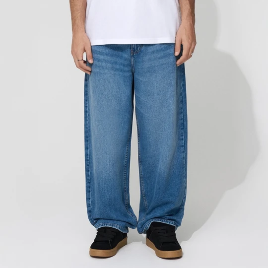 Zdjęcie produktu Niebieskie jeansy baggy fit skater z efektem sprania House