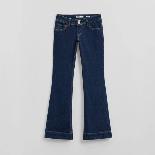 Zdjęcie produktu Niebieskie jeansy bootcut z motywem flagi House