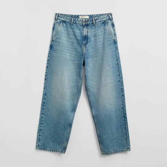 Zdjęcie produktu Niebieskie jeansy skater fit jasnoniebieskie House
