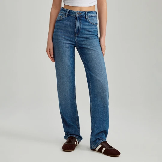 Zdjęcie produktu Niebieskie jeansy straight fit z wysokim stanem House granatowy
