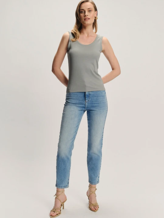 Zdjęcie produktu Niebieskie jeansy typu mom fit wysoki stan Greenpoint