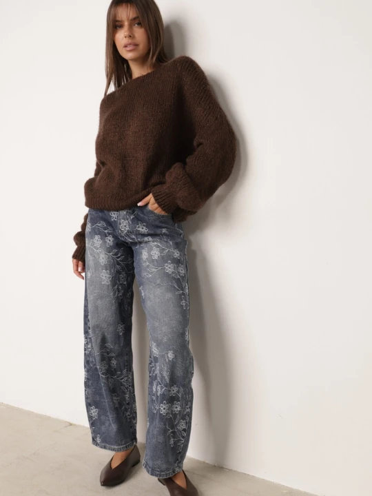 Zdjęcie produktu Niebieskie Jeansy z Bawełny w Stylu Slouchy z Ozdobnym Kwiatowym Wzorem Abelina Milas91