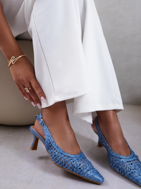 Zdjęcie produktu Niebieskie Sandały na Szpilce Vices Slingback z Ażurową Cholewką Nilanira