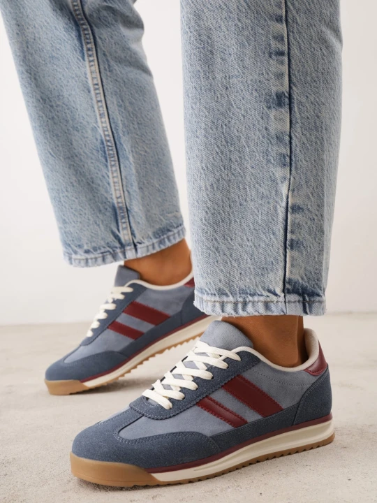 Zdjęcie produktu Niebieskie Sneakersy w Stylu Retro z Panelami z Imitacji Zamszu i Przeszyciami na Cholewce Scarfia