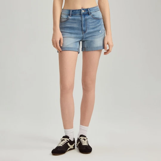 Zdjęcie produktu Niebieskie szorty jeansowe mid waist z efektem sprania House