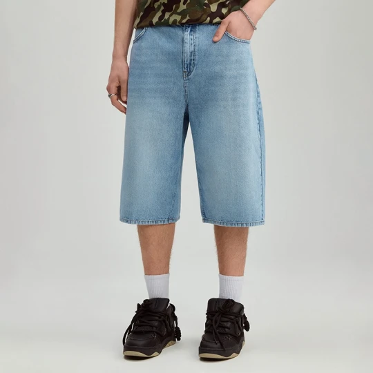 Zdjęcie produktu Niebieskie szorty jeansowe za kolano Von Dutch House