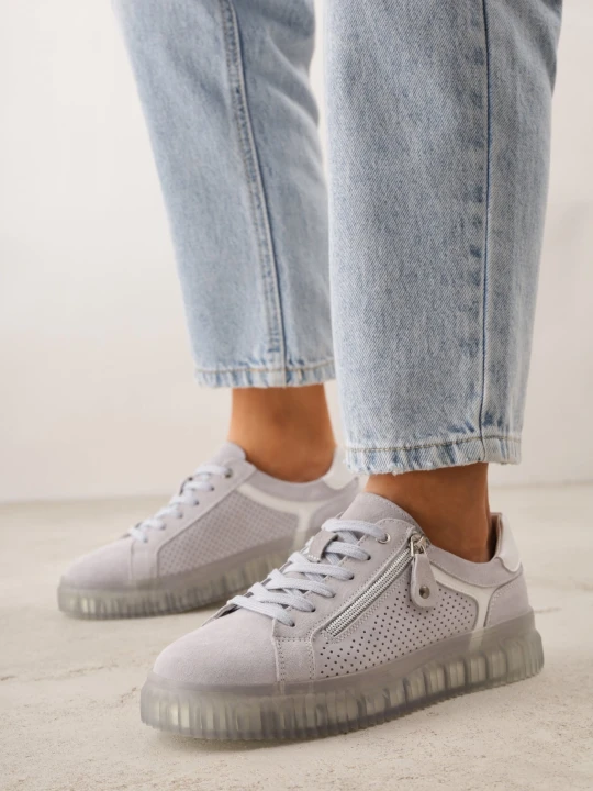 Zdjęcie produktu Niebieskie Zamszowe Sneakersy z Półtransparentną Podeszwą Suwakiem i Wkładką ze Skóry Sewtera Goodin