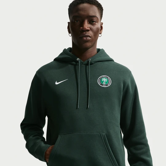 Zdjęcie produktu Nierozpinana bluza piłkarska z kapturem Nike Nigeria Club - Zieleń