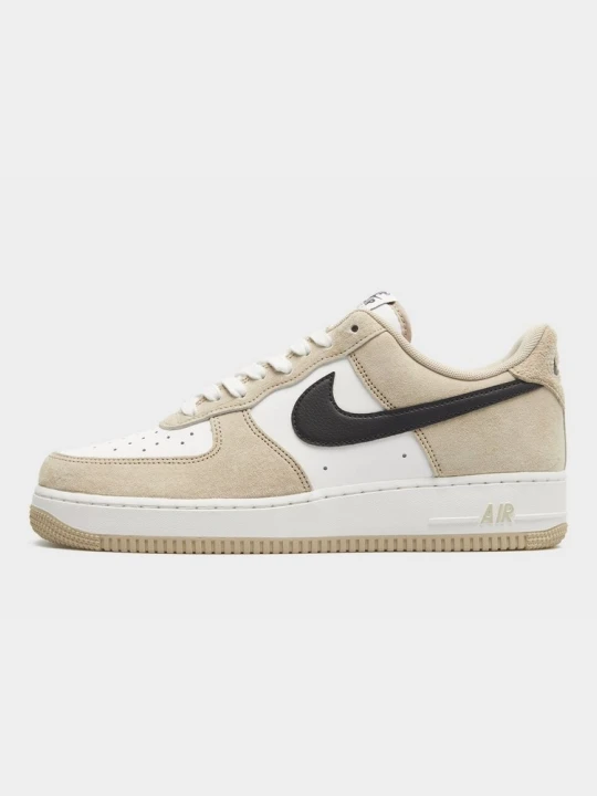 Zdjęcie produktu Nike Air Force 1 '07 Lv8 beżowy